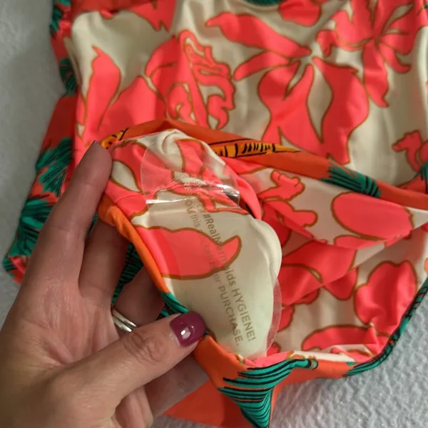 MAAJI Cali Sunset Soleil Bandeau One Piece, Size Medium, $179 - Image 13