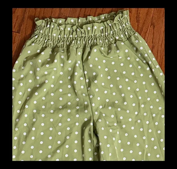 Shein Olive Green high waste Polk dot wide leg pants - Size Small with Bag. Gently warn once and excellent condition. Measurements approximately 12” waste not fully stretched out from elastic waste band x 12” rise x 43” long. None smoking home. Priced to sell at as is condition. Don’t like my price, make reasonable offer. - Image 2