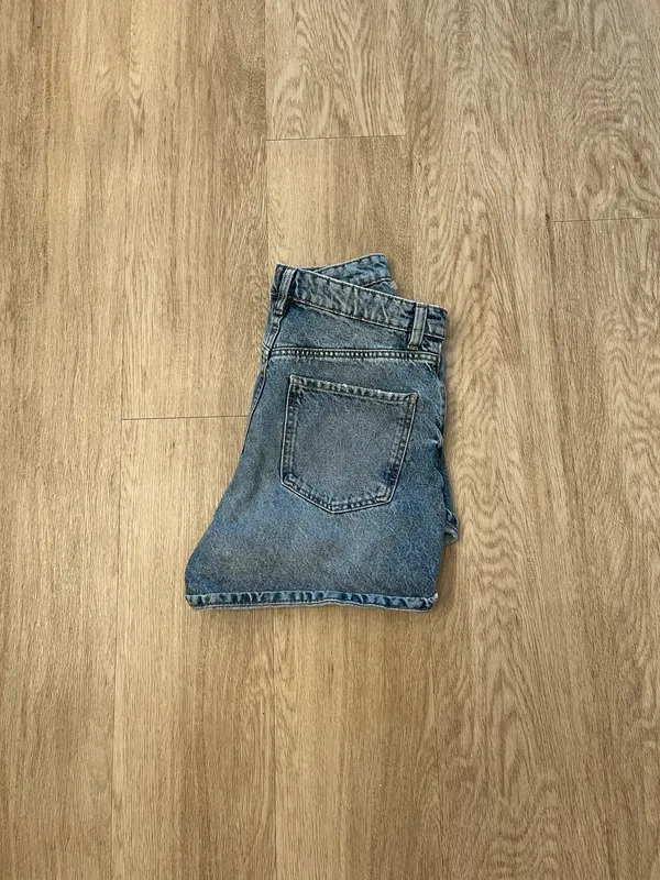 zara jean shorts  - Image 3