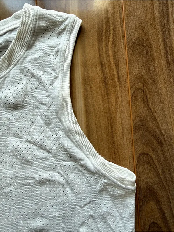 Lululemon Train to Be Tank Top - size 8 - Image 2