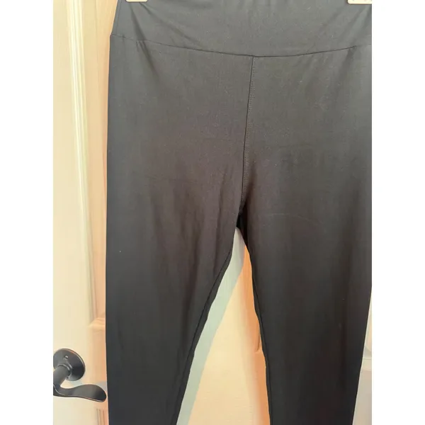 LuLaRoe Leggings Black High Waisted One‎ Size Buttery Soft - Image 2