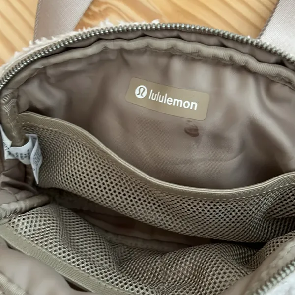 Lululemon Wear Everywhere Sherpa Belt Bag - Image 6