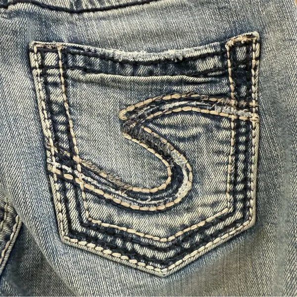 Silver Jeans Capri size 26/L31 - Image 4