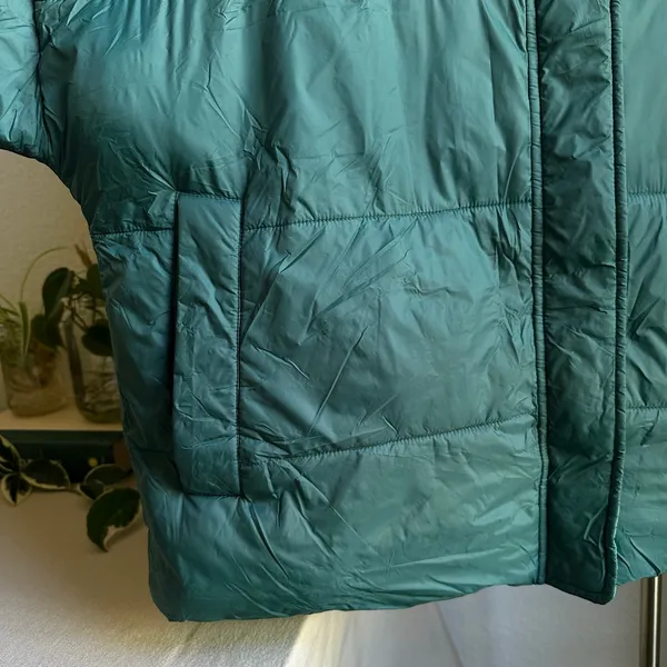 UGG Blue Sydnee Reversible Puffer Vest - Image 4