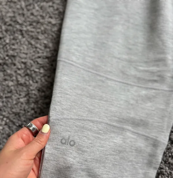 ALO Yoga Light Gray Waffle Knit Joggers - Image 10