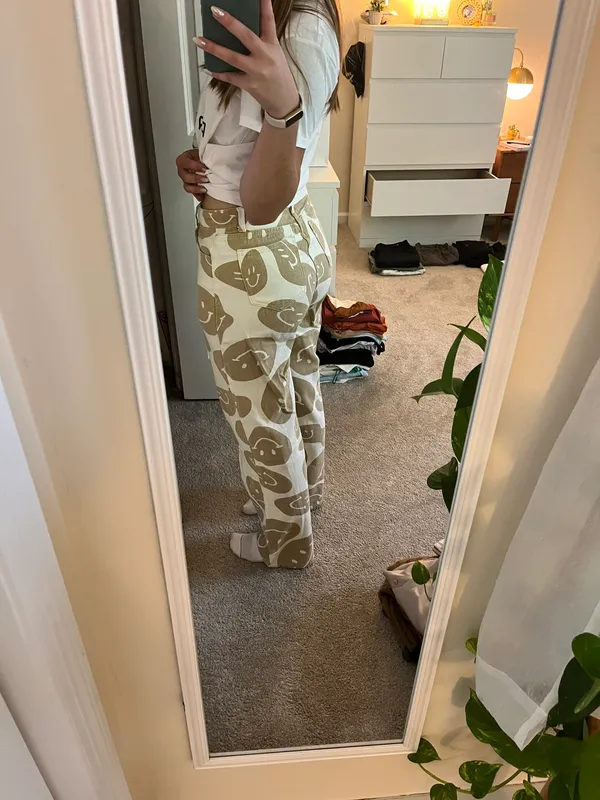 Bailey rose Petunia Smiley Face Beige Flare Pants - Image 3