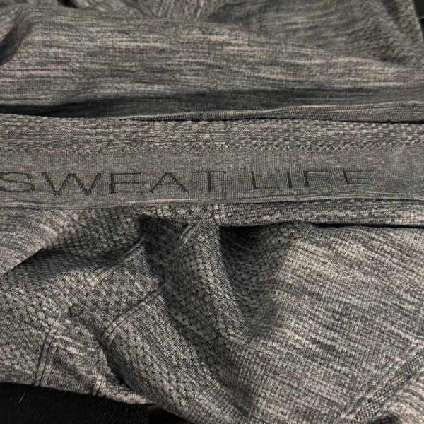 Lululemon Swiftly Tech Long Sleeve Gray Thumbhole Running Top Size 2 Athletic - Image 8