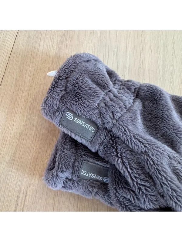 Head Fuzzy Winter Gloves Size Small - Image 4