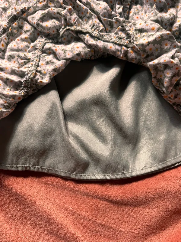 Urban Outfitters Mini Ruffle Floral Skirt small - Image 3