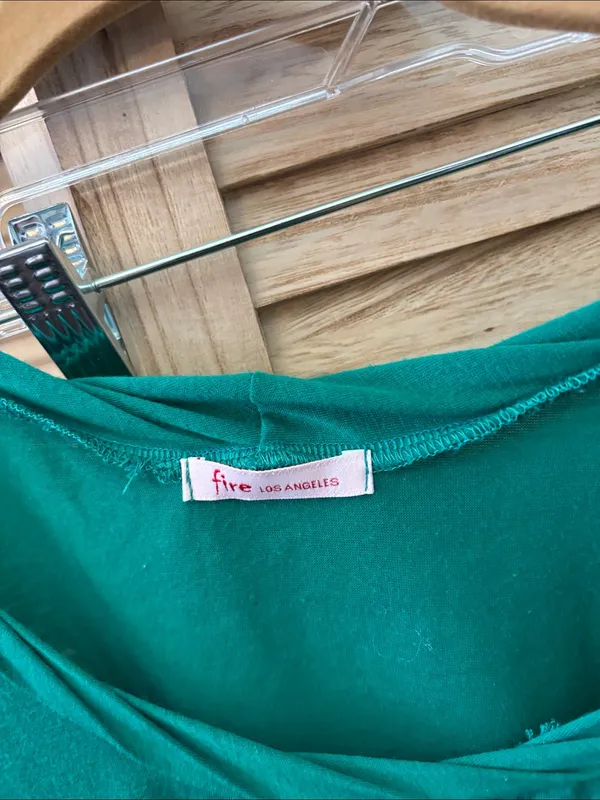 Fire Los Angeles Emerald Green Short Sleeve Scoop-Neck Top Medium - Image 4