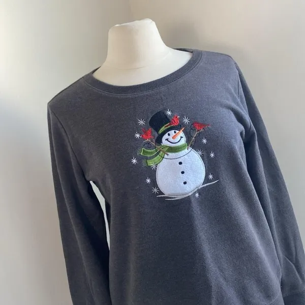 HOLIDAY Novelty Sweatshirt Womens Sz Small Grey Snowman Christmas Cozycore - Image 2