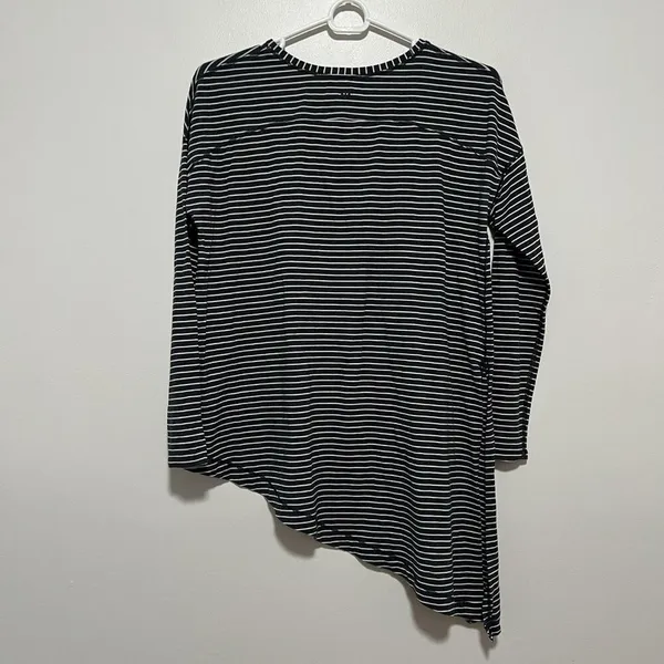 Lululemon To The Point Long Sleeve Modern Stripe Heathered Black‎ White - Image 5