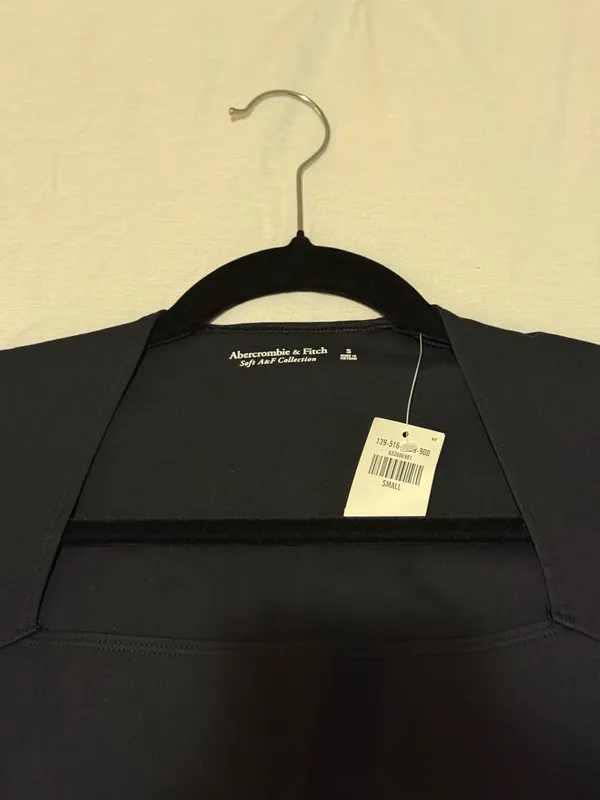 NWT Abercrombie and Fitch Ava Long-Sleeve Sculpt Matte Bodysuit - Image 5