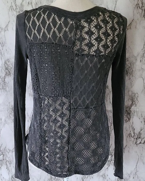 Free People patches of lace henley size xs - Image 5