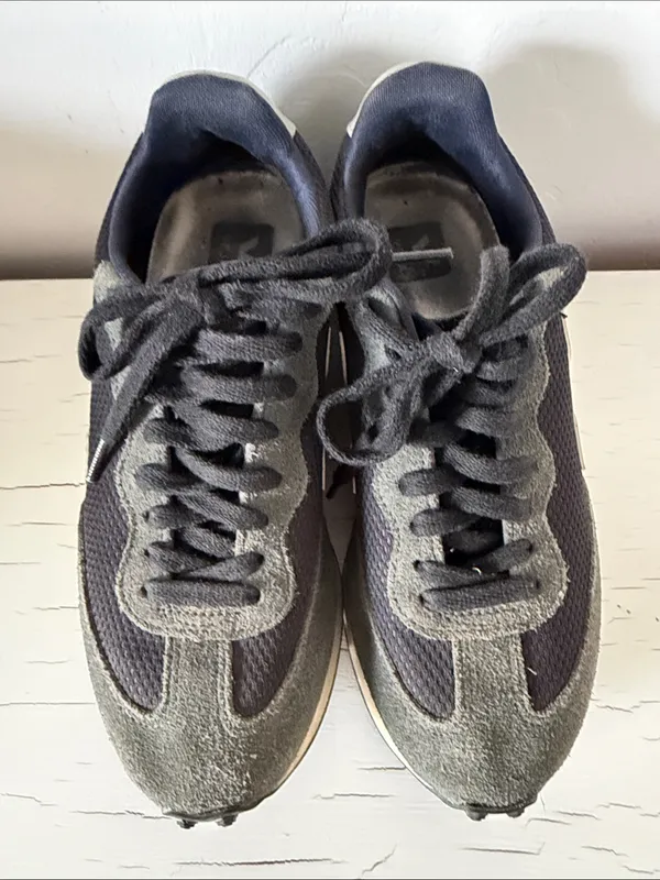 VEJA Rio Branco Sneakers Womens 8 Black Gray Suede Mesh Retro Running Shoes - Image 3