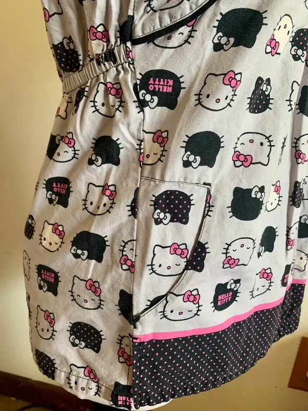 Sanrio hello kitty uniform Scrub 2011 XSMALL - Image 5