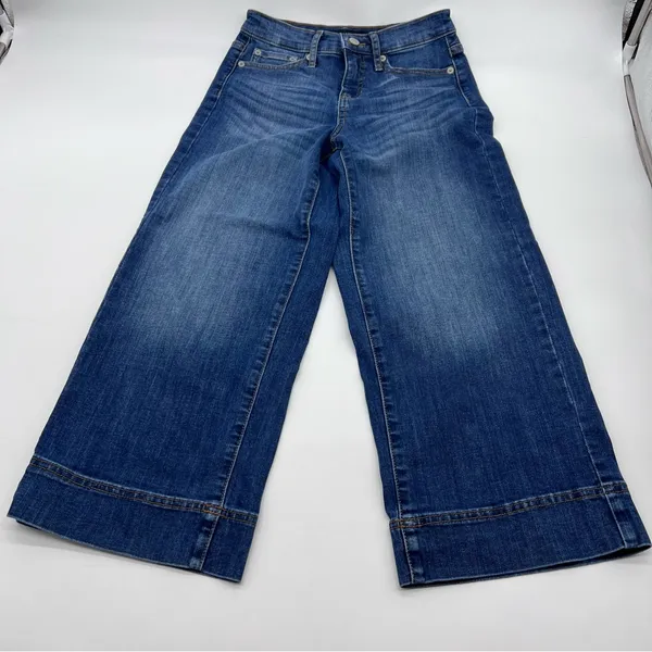 Banana Republic Factory Women's Dark Blue Cropped Jeans - Image 5