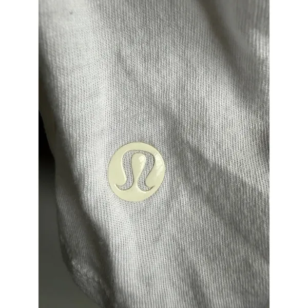 Lululemon White Muscle Tank Top Scoop Neck Relaxed Fit Size 8 - Image 5