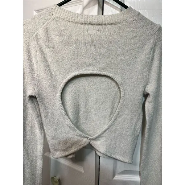 Aerie Women's Ivory Open Back Pullover Sweater Size M Casual Knit - Image 3