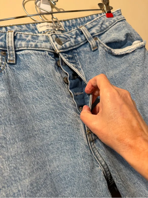 Abercrombie Dad High Rise Curve Love Jeans Women’s 8S - Image 2