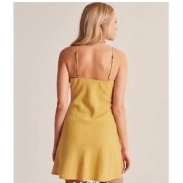 Abercrombie Linen Mini Dress - Image 3