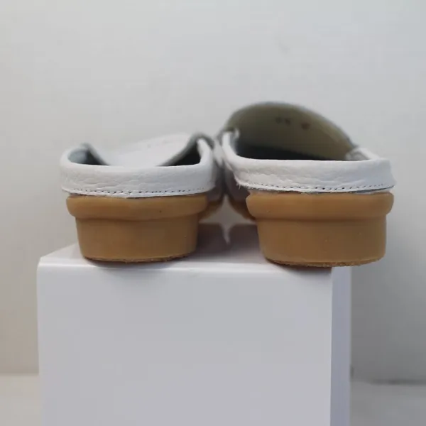 NONOLA Size 5.5 - Image 5