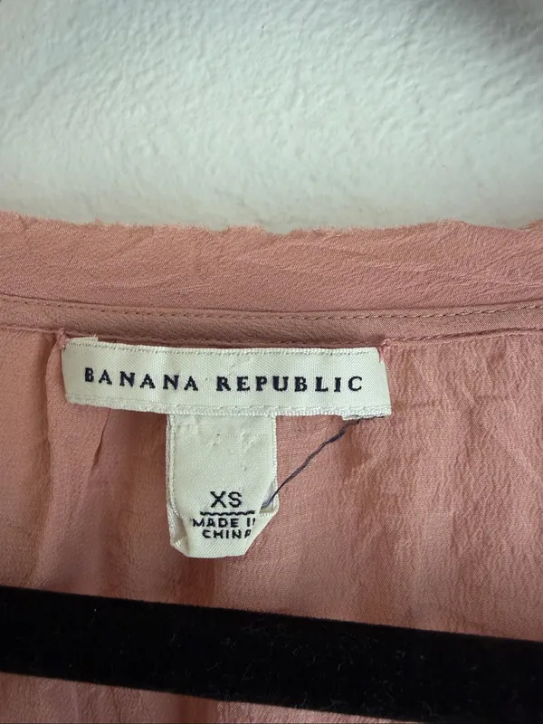 Banana republic silk dress flutter sleeve ruffle ladylike demure - Image 5