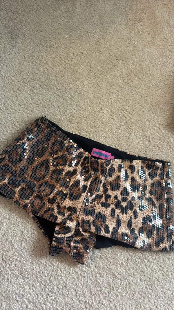 Cheetah Edikted Shorts Print Sequin Micro - Image 2