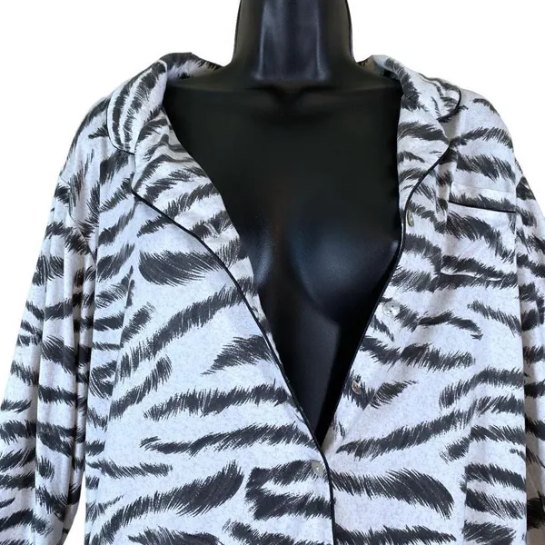 Flora Nikrooz Women’s Zebra Print Pajama Set - Image 8