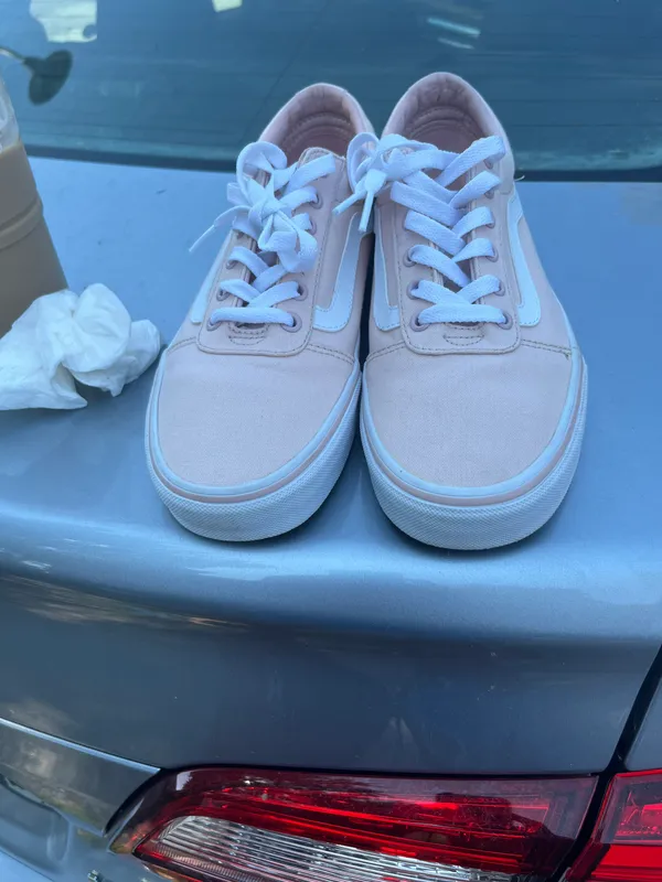 Pink Size 9.5 - Image 3