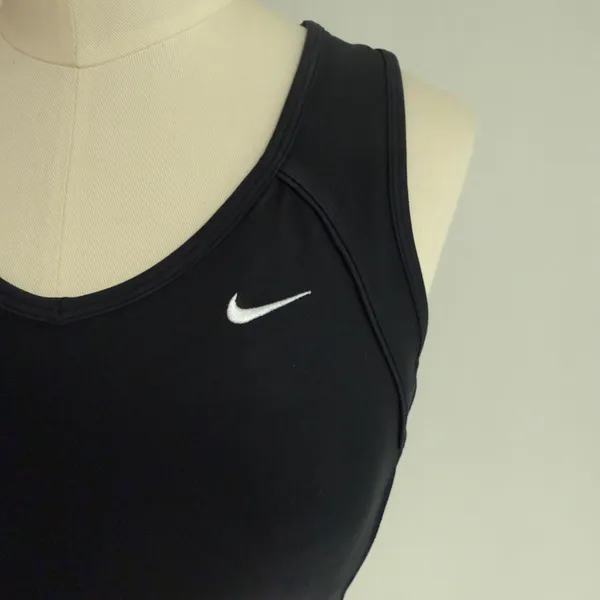 Nike Spectrum Tank top - Image 3