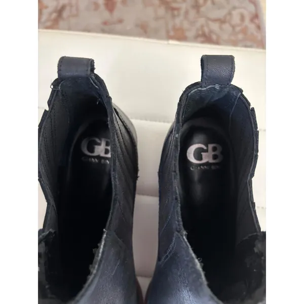 Gianni Bini Womens Black Leather Chelsea Ankle Boots Pointed Toe Block Heel - Image 3