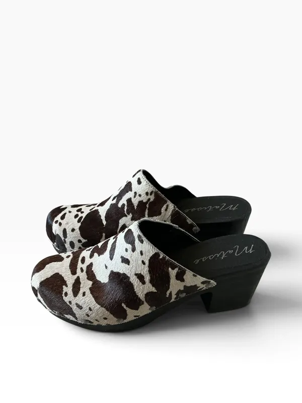 Matisse chunky wooden heel cow hair leather clogs brown and white slip on mules - Image 3