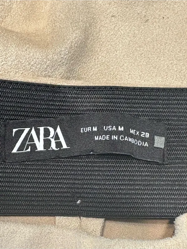 Zara Faux Suede High-Waist Leggings in Light Beige with Zip bottoms size Medium - Image 6