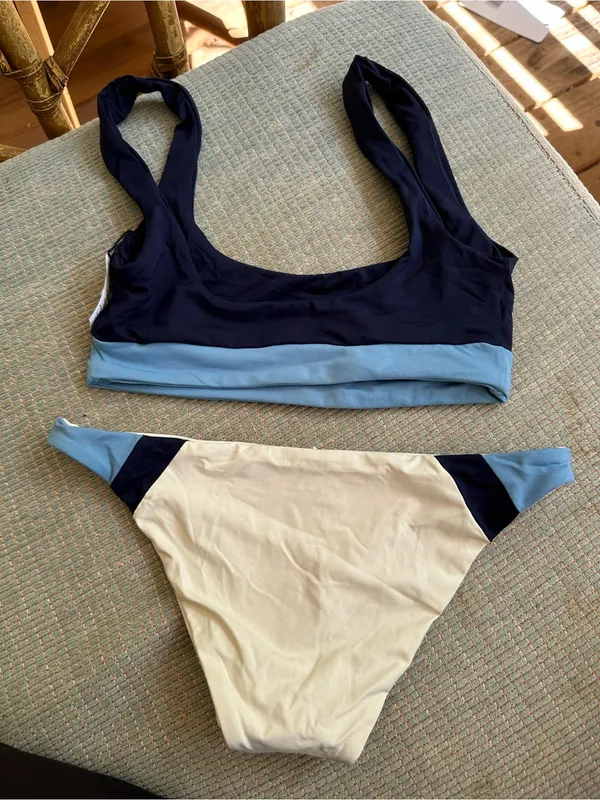 NWOT L*space Miller colorblock bikini set extra small - Image 4