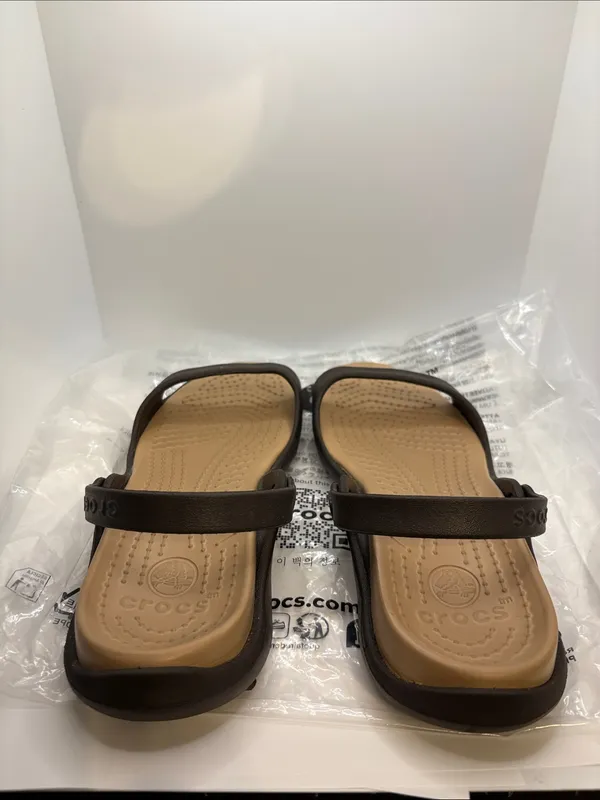 CROCS Cleo Women’s Brown and Tan double strap Sandals size 8 new flats - Image 4