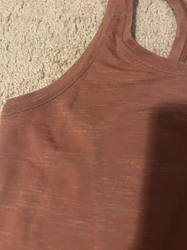 Lululemon Women's Rust Racerback Tank Top - Image 4