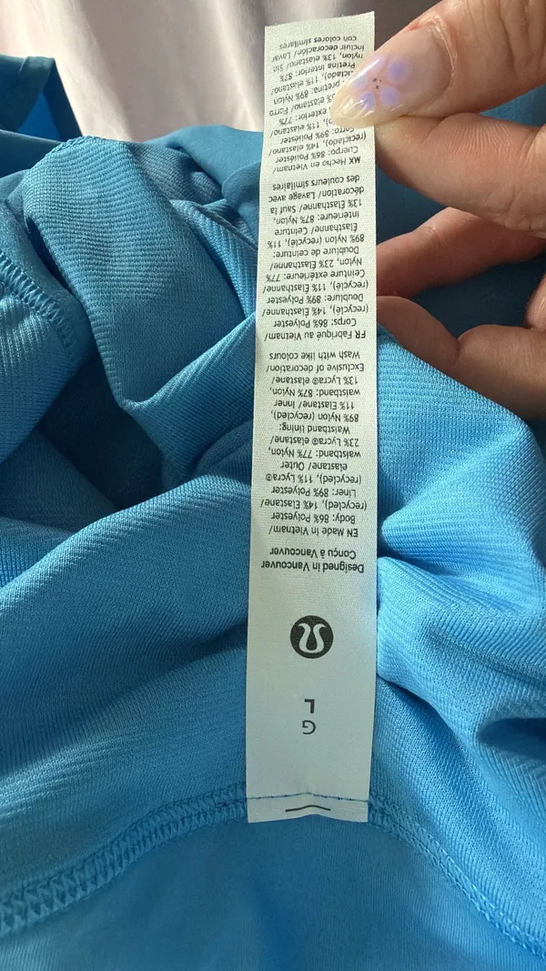 lululemon Women’s Large Speed Up High-Rise Mesh Vent 2.5” Shorts - Image 8