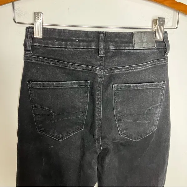 Curvy hi-rise‎ Jeggings crop black button fly distressed size 0 - Image 5