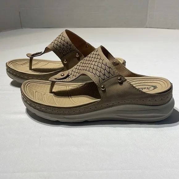 Italina Tan Textured Rhinestone Comfort Wedge Sandal Size 38 (7.5) New Without T - Image 3