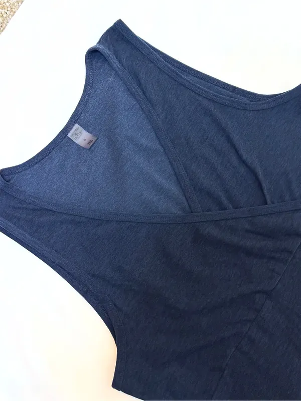 Beyond Yoga Featherweight Easy Access Nursing Crossover Tank – Navy – S - Image 7