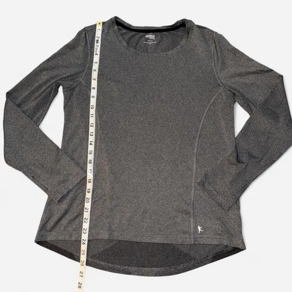 Danskin Gray Breathable Long Sleeve Workout Top with Chevron Back Design, Large - Image 4