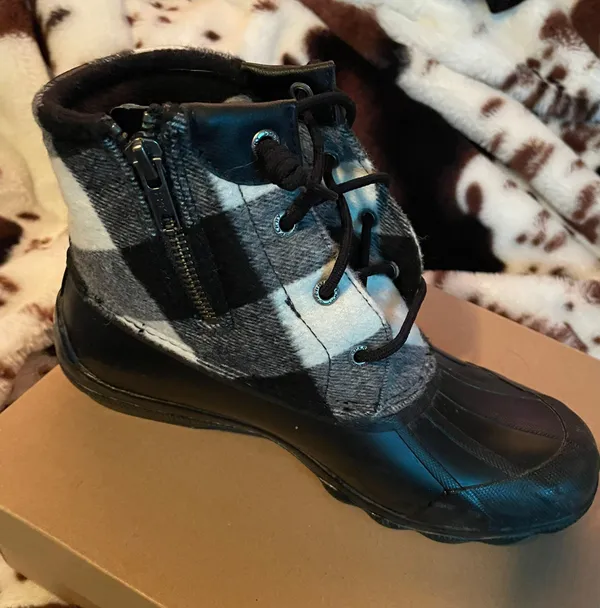 Buffalo Black/White Boots - Image 3