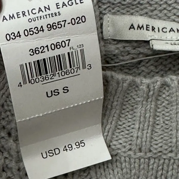 American Eagle Women's Size Small‎ Gray Cable Knit Sweater Crew Neck Fisherman - Image 6