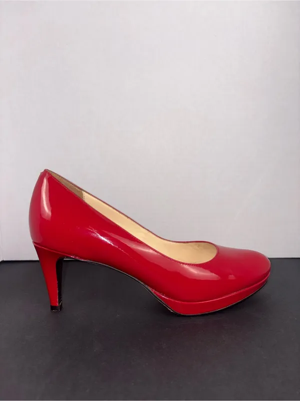 Cole Haan Classic Red Patent Women's heels pumps - Image 2