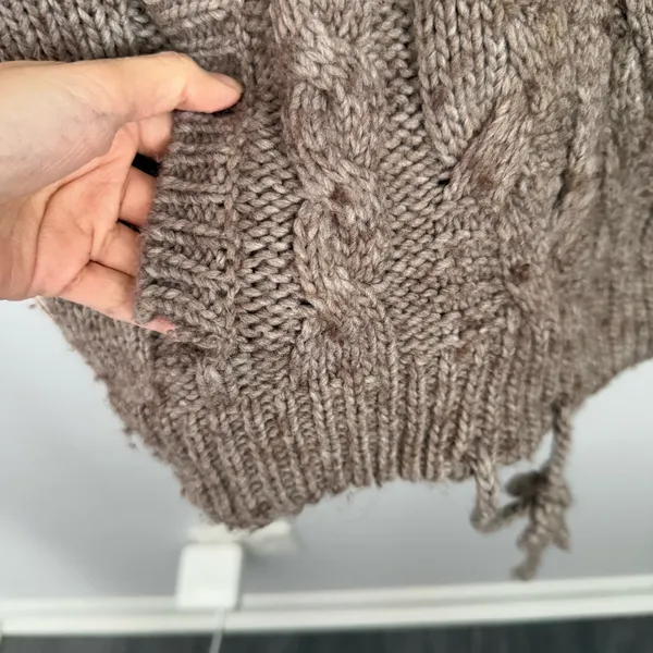 american eagle XS/S Short Sleeve Hooded Sweater Wool Alpaca Cable Knit Relaxed - Image 2