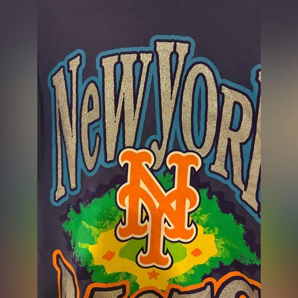 47 Brand NWT Women's New York Mets Navy Flashing Lights Boyfriend T-Shirt Size Small - Image 4