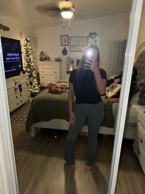 Lululemon Leggings - Image 4