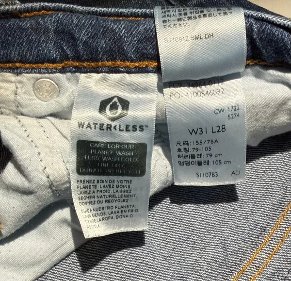 Levi’s Wedgie Straight Jeans - Image 6