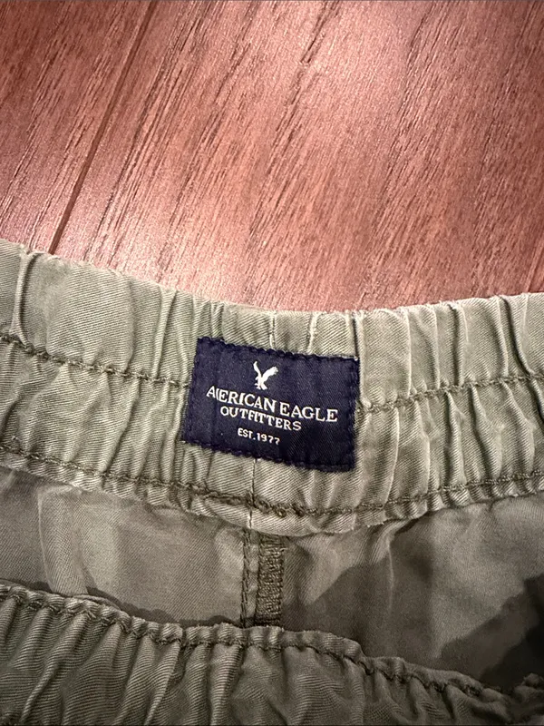 American Eagle Outfitters Green Pull On-Style Shorts Size Large - C27-185 - Image 2